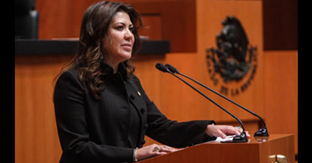Peña Nieto lamenta m uerte de Mónica Arri ola