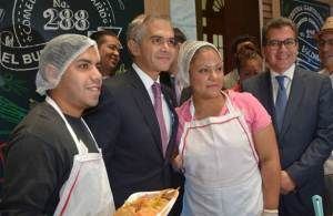 NOTIREDMEXICO Anuncia jefe de gobierno que CDMX tendrá 500 comedores comunitarios