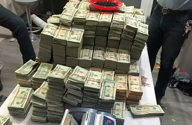 Tenían casi dos millones de dólares bajo el piso de casa en Matamoros
