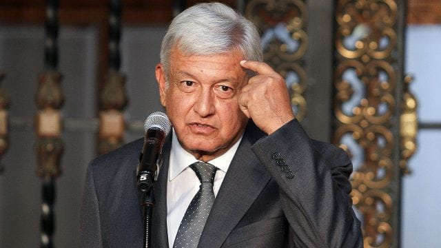 López Obrador anuncia 13 reformas; una es quitar el fuero al presidente