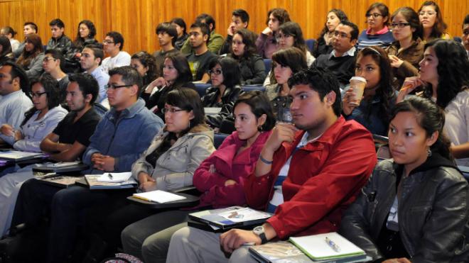 Entregó SEP 3.4 millones de becas a estudiantes de nivel superior