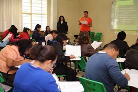 Avanza el programa de formación continua de maestros