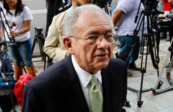 RECIBE AMLO DICTAMEN TÉCNICO SOBRE NUEVO AEROPUERTO