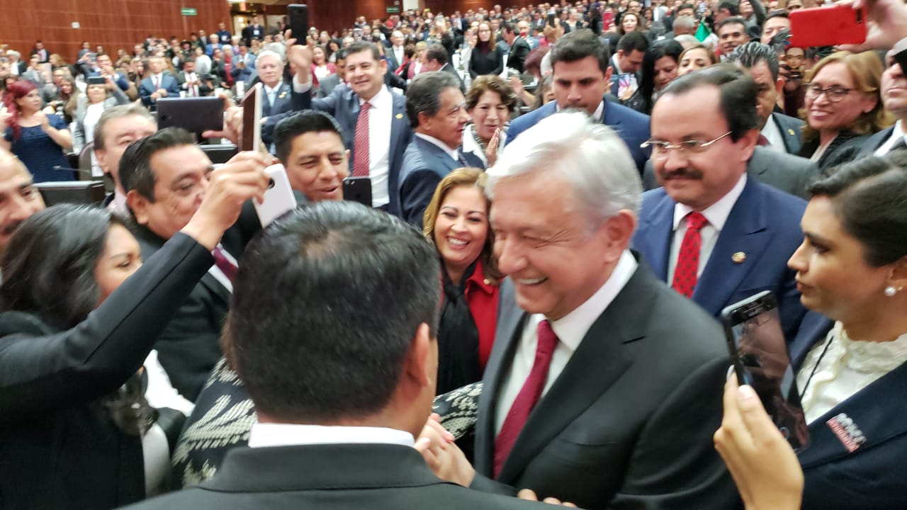 Presentan reforma contra para fuero de servidores públicos, incluido el presidente