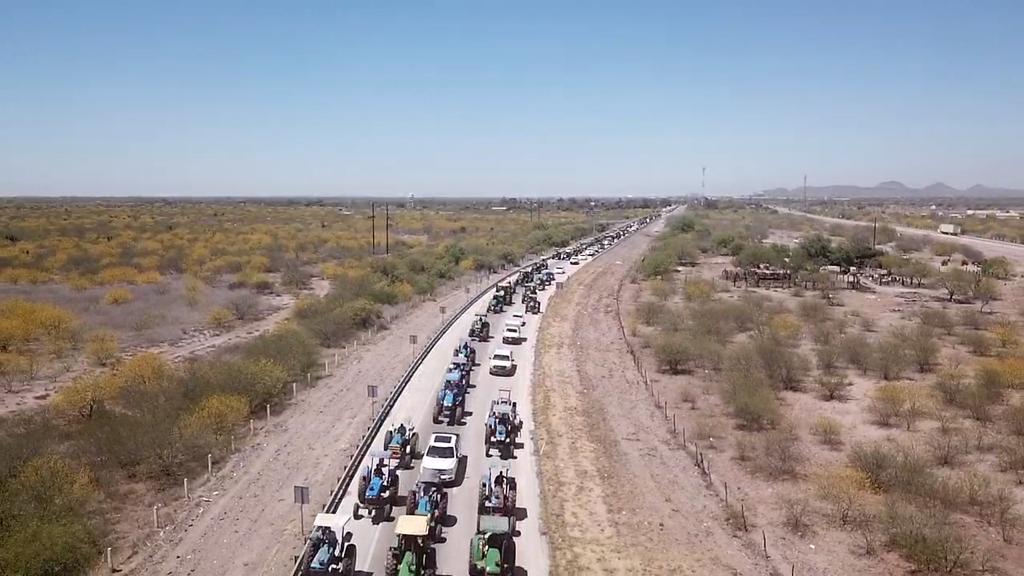 Cierran agraristas carretera Navojoa pid n no se retiren apoyos al campo