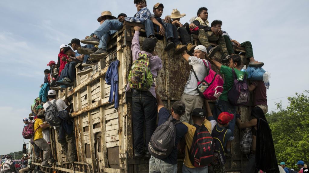 LÍDERES POLÍTICOS/MIGRANTES