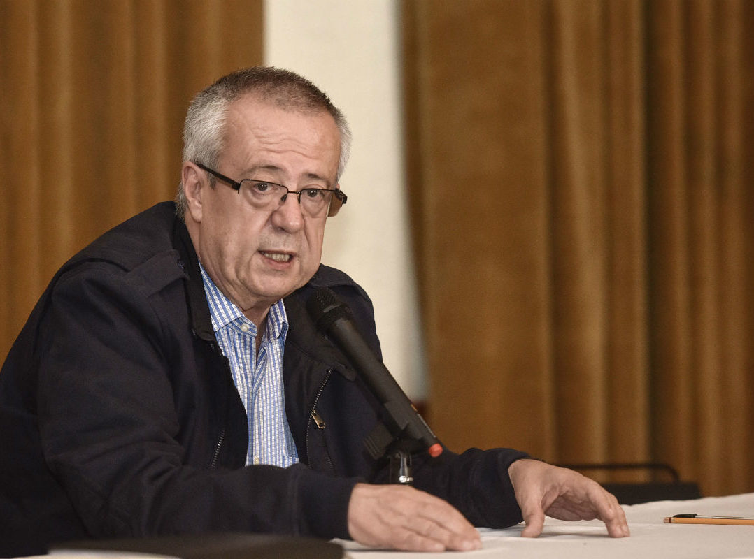 LÍDERES POLÍTICOS/SALUD