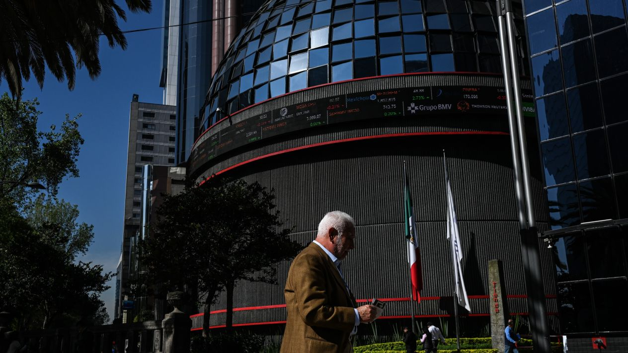 BMV Suspende Cotización de Valores de la CFE