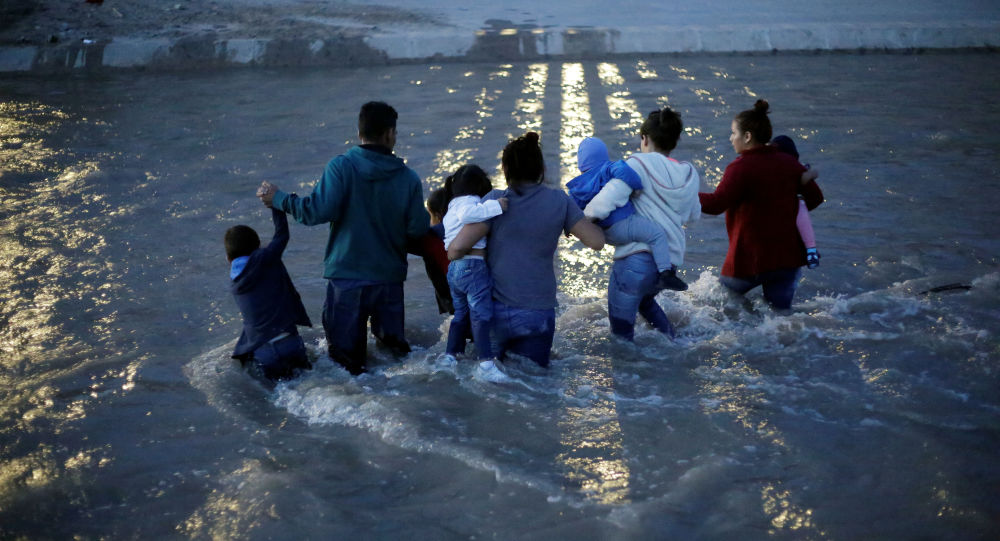 México cede a peticiones de la Casa Blanca en temas de migración.
