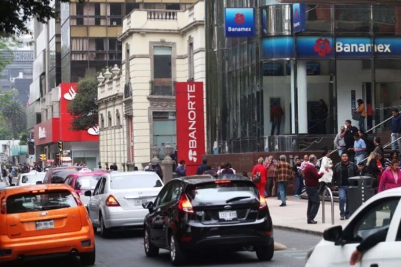 Moody´s Pone en Riesgo la Calificación a Siete
