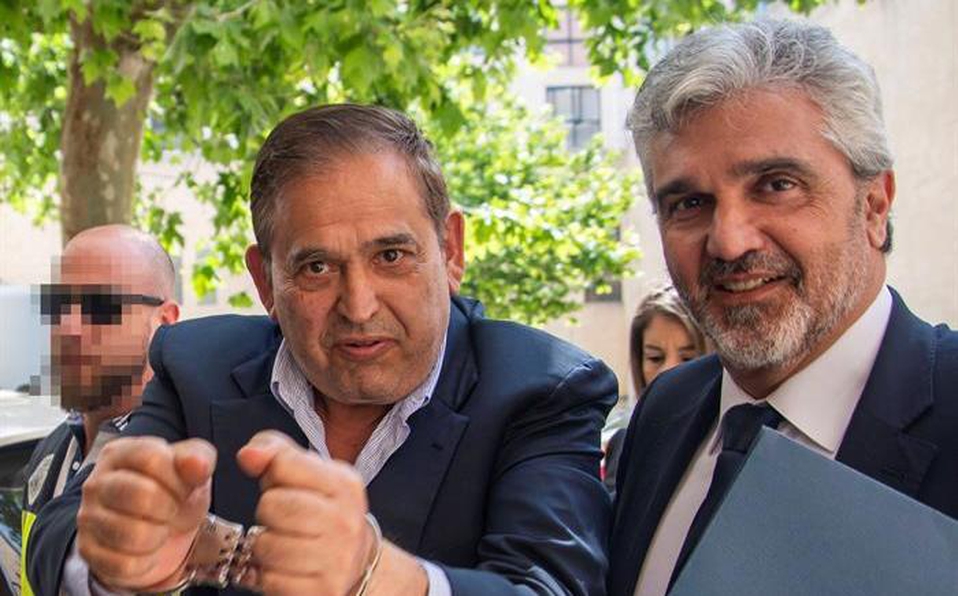Alonso Ancira “Rey acero” paga por su libertad