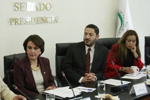 Se impulsa la Ley General de Seguridad Vial en el Senado