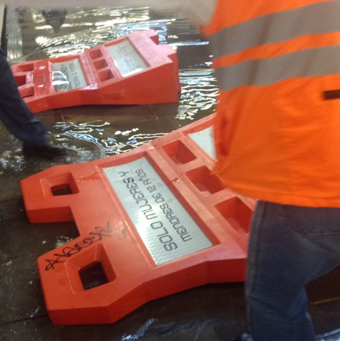 Lluvia inunda pasillos de Metro Pantitlán línea 1; además alerta amarilla para 15 Alcaldías
