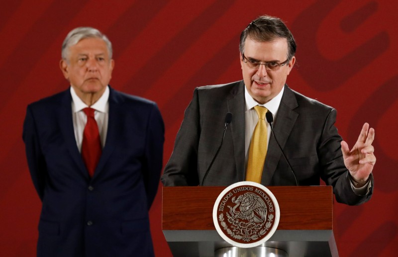 LÍDERES POLÍTICOS/MIGRACIÓN