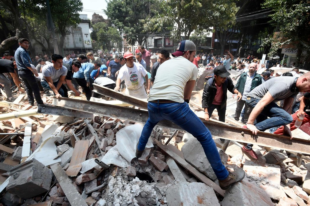 LA BARRIADA/19 DE SEPTIEMBRE NO SE OLVIDA