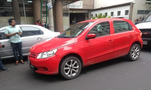 Localizan auto vinculado al robo a la Casa de Moneda y capturan a dos sujetos