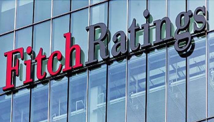 Baja Fitch Calificación a Pemex, Pese a Inversión del Gobierno Federal