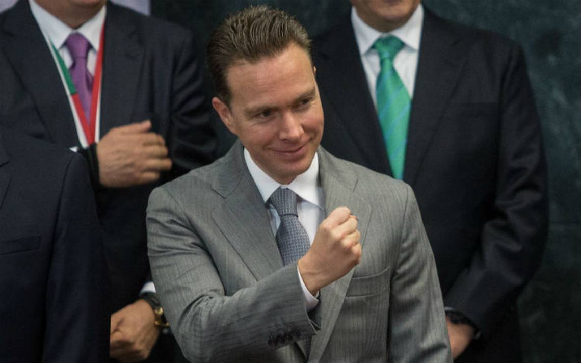 LÍDERES POLÍTICOS/TEJIENDO FINO
