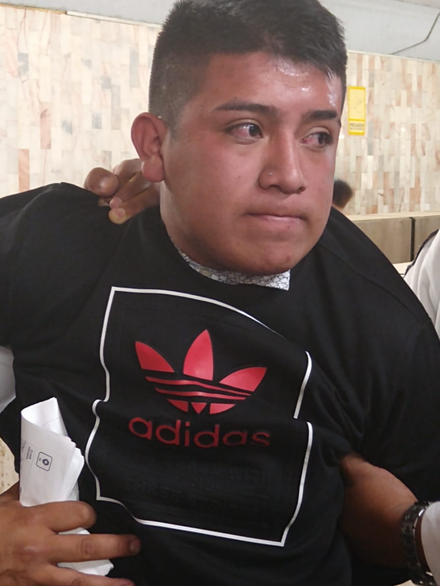 Atoran a solitario sujetos minutos después de asaltar el Banamex de Arcos de Belem y Balderas