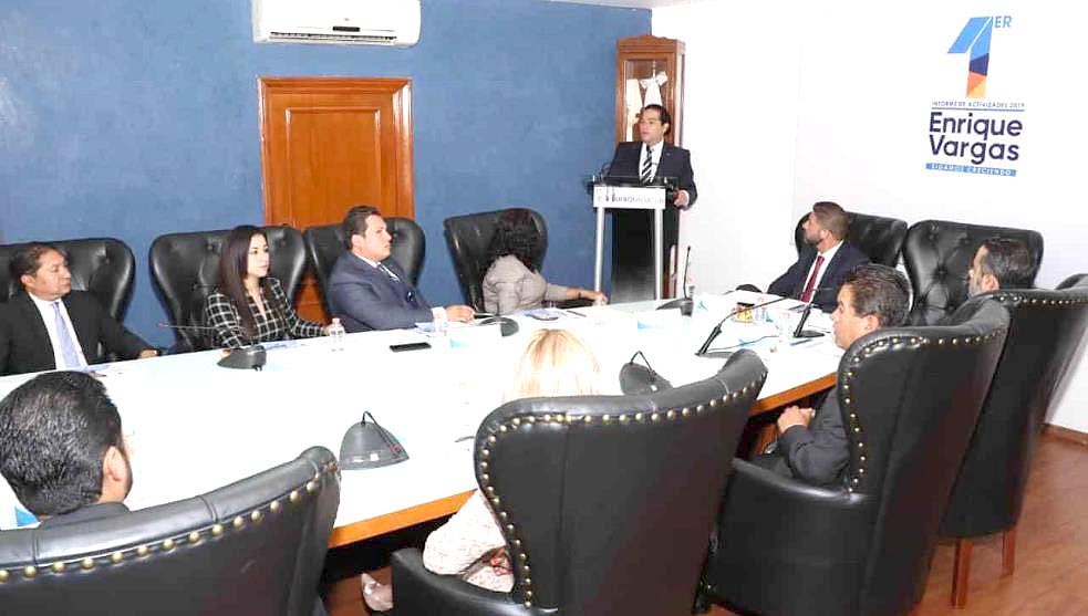 Enrique Vargas del Villar rinde su primer informa en Huixquilucan