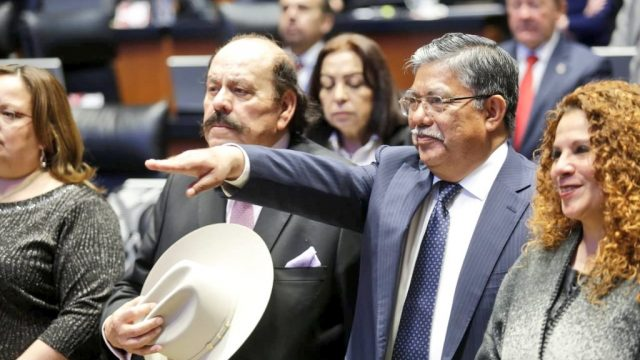 CRE tiene dos nuevos comisionados: Hermilo Ceja y Guadalupe Escalante