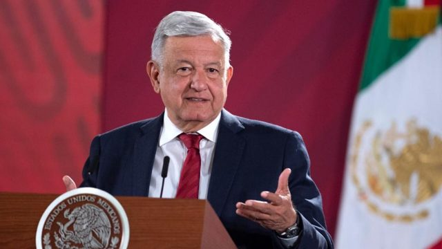 Los empresarios deben de asumir su responsabilidad por la quiebra de sus empresas: AMLO