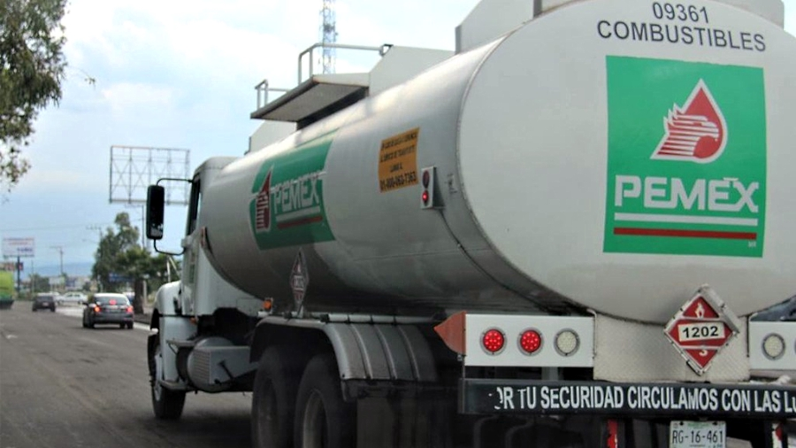 Retrasa Pemex entrega de combustible para evitar el Covid-19