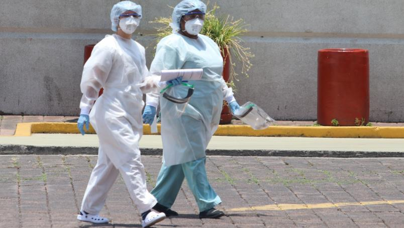 Prueban en EU una nueva vacuna con resultados positivos en pacientes con Covid-19