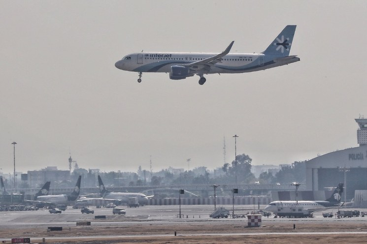El gobierno de México realizará repatriaciones aéreas a la CDMX