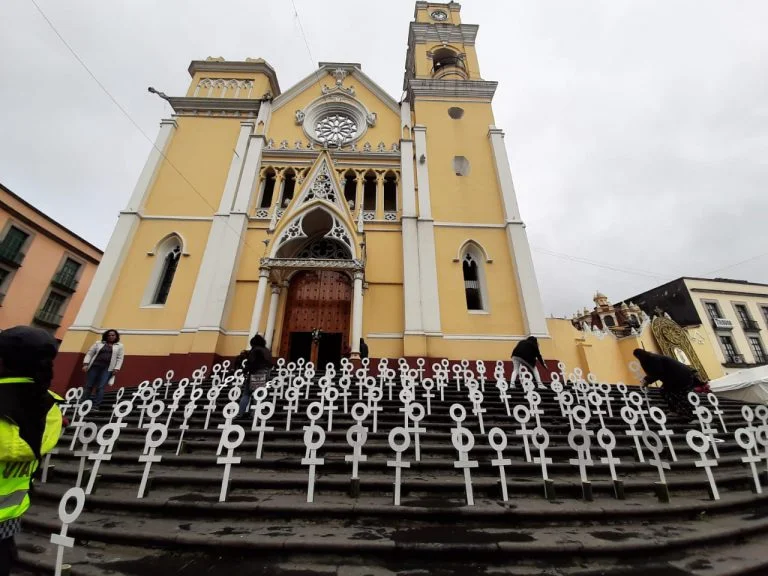 Municipios de Veracruz destacan entre los 100 con más feminicidios en México