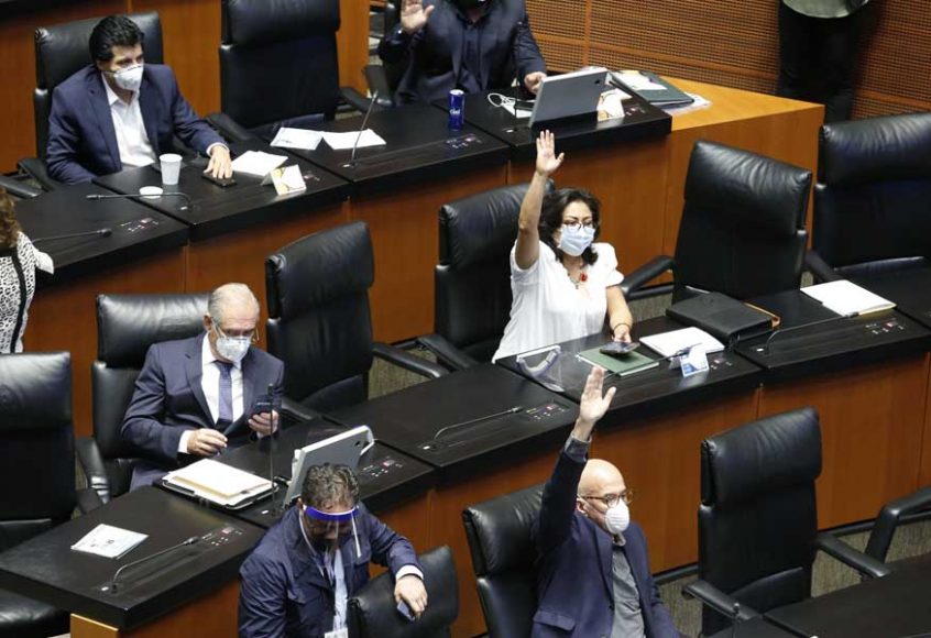 Líderes Políticos/Crisis mal manejada