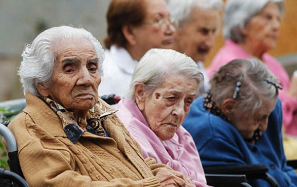 Como registrarse para conseguir la pensión para adultos mayores sin salir de casa