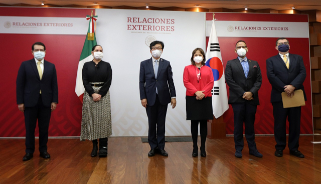 SRE recibe apoyo de Corea del Sur destinado al sector salud para enfrentar la pandemia