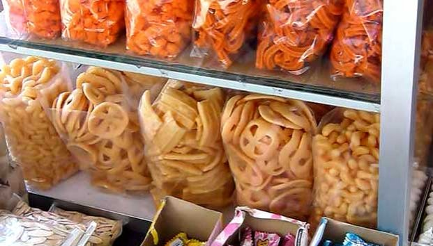 Se controlara la venta de comida chatarra en la CDMX; Sheinbaum