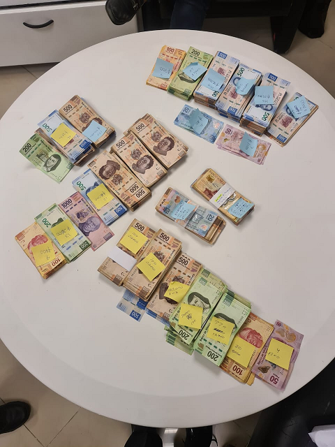 GN detienen a una persona con 620 mil pesos sin declarar