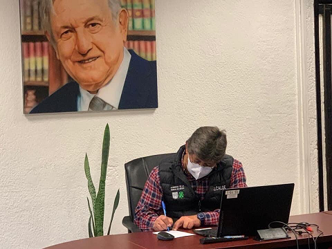 La Barriada/Martín Aguilar/Entre ladrones te veas