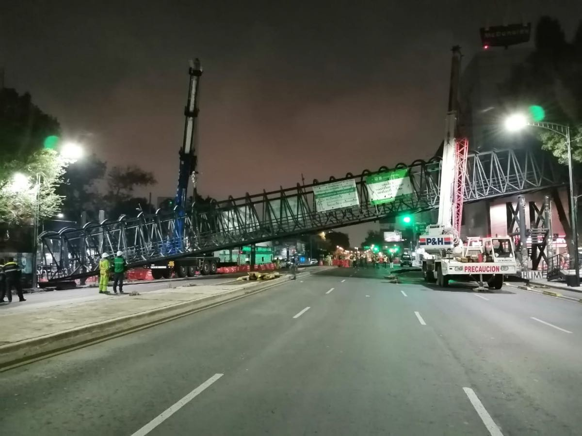 Retiran puente peatonal en avenida Chapultepec para mejoramiento urbano