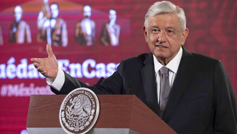La caída de la producción del petróleo de Pemex son erróneos: AMLO