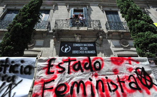 La Subsecretaría de Derechos Humanos de la FGJ reitera dialogo con las mujeres que tomaron las instalacion es de la CNDH del Centro Histórico