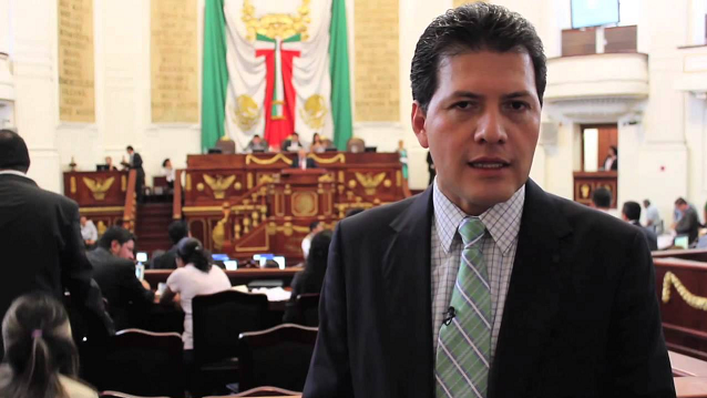 La Barriada/Martín Aguilar/El que con lobos se juntan