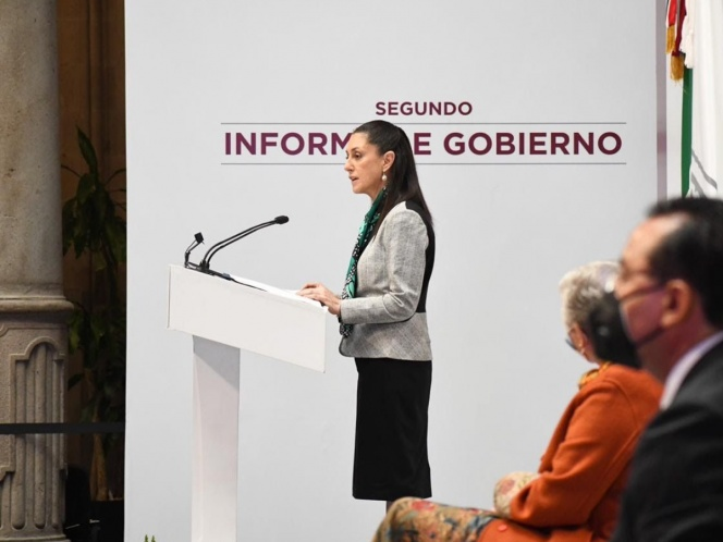 Sheinbaum destaca logros en educación y reconoció que se han perdido 215 mil empleos en su segundo informe de  gobierno