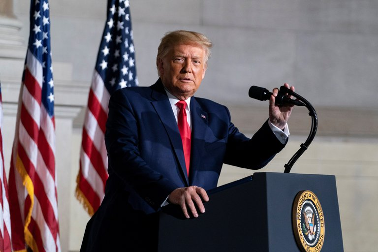 Trump se pronunció sobre la muerte de la jueza Ruth Bader Ginsburg y dijo que tuvo una “vida increíble
