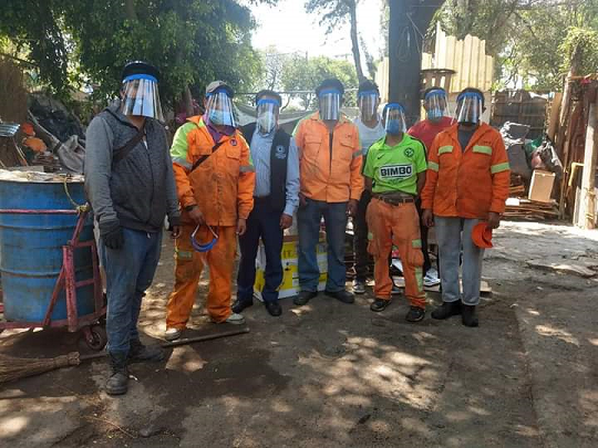 La Barriada/Martín Aguilar/Trabajadores de limpia bloquean avenidas de Xochimilco