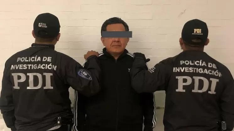 La Barriada/Martín Aguilar/Enemigo en casa