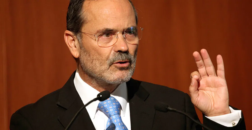 Madero propone iniciativa para hacer deducibles las computadoras y útiles escolares