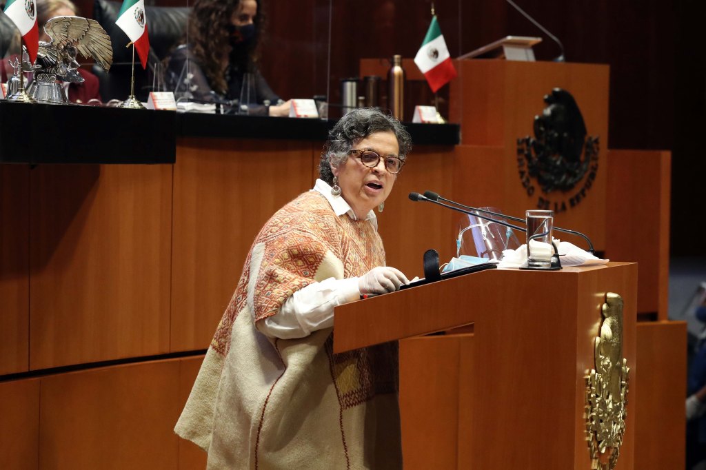 Centralismo de AMLO disolución de la Conago, acusa oposición en el Senado