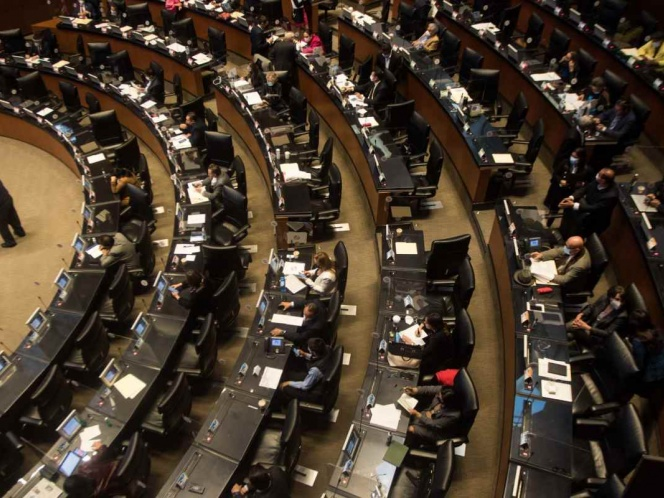 Senado aprueba consulta para juzgar a ex presidentes