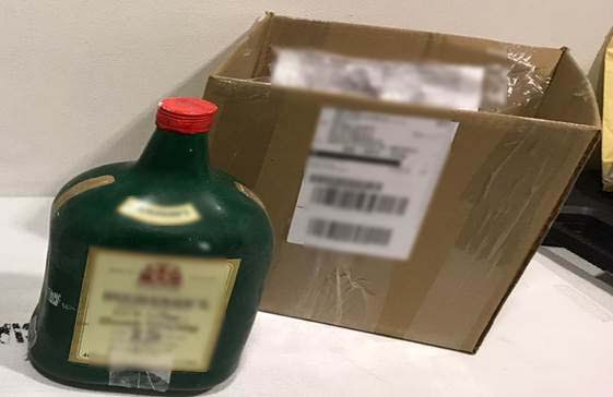 GN encuentra cuatro paquetes de metanfetamina en una botella de yeso