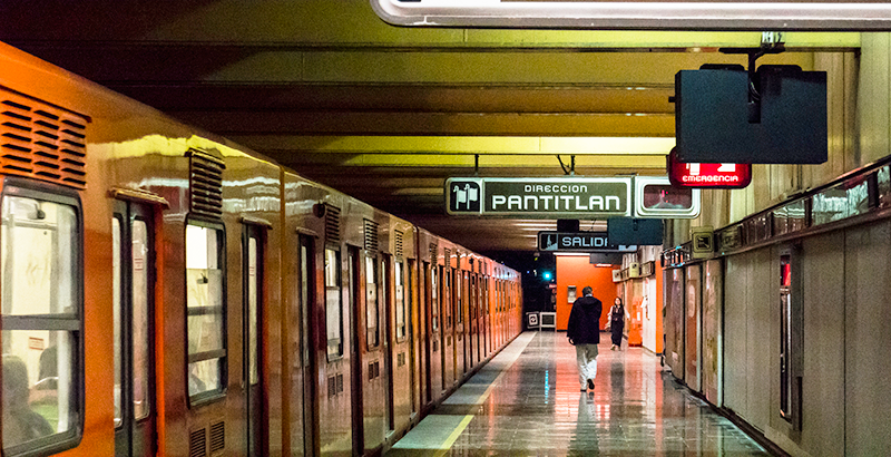 Denuncian secuestros en las estaciones del metro