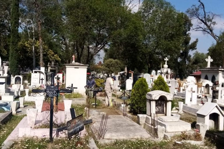 La alcaldía de Xochimilco se presta para abrir sus panteones: Acosta Ruiz